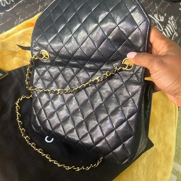 Chanel Black Quilted Leather Chain Bag - Picture 9 of 11